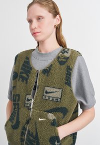 Флисовая куртка Флисовая куртка