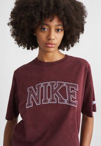 Лонгслив Лонгслив