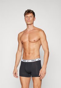 Трусы шортики Трусы шортики