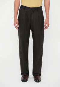 Брюки Брюки