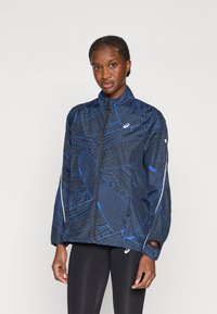 Спортивная куртка Спортивная куртка