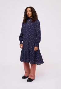 Летнее платье Летнее платье