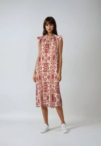 Летнее платье Летнее платье