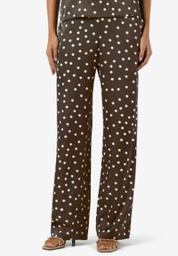 Широкие брюки Широкие брюки