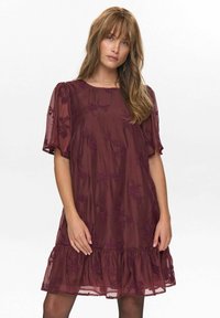 Платье Платье