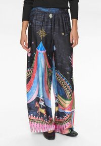 Брюки Брюки