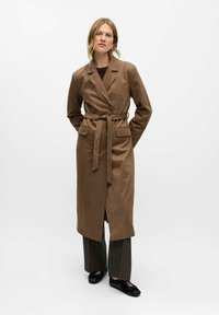 Тренч Тренч