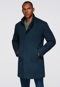 Короткое пальто Короткое пальто