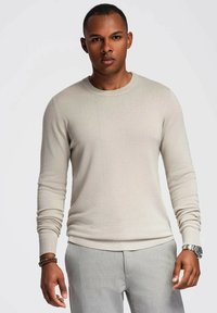 Пуловер Пуловер