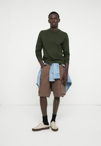 Пуловер Пуловер