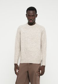 Пуловер Пуловер