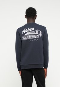 Толстовка Толстовка