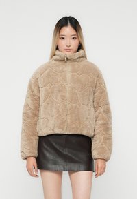 Куртка Куртка