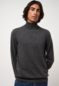 Водолазка Водолазка