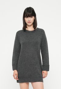 Пуловер Пуловер