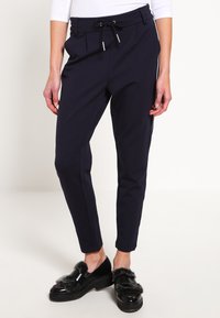 Спортивные штаны Спортивные штаны