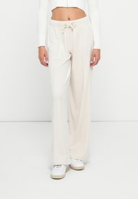 Спортивные штаны Спортивные штаны