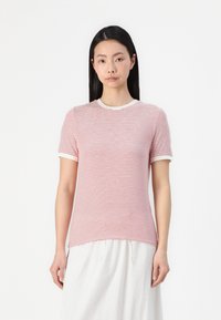 Футболка Футболка