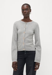 Твинсет Твинсет