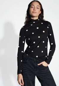 Лонгслив Лонгслив