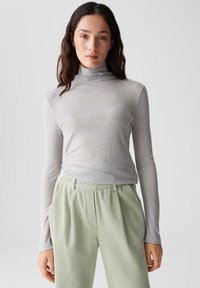 Водолазка Водолазка