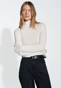 Лонгслив Лонгслив