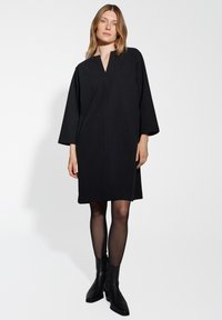 Платье Платье