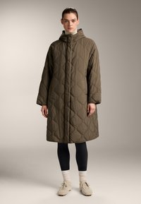 Спортивная куртка Спортивная куртка