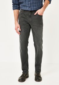 Джинсы Джинсы