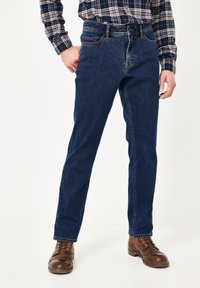 Прямые джинсы Прямые джинсы