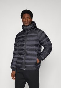 Зимняя куртка Зимняя куртка