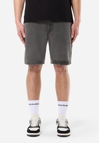 Шорты Шорты