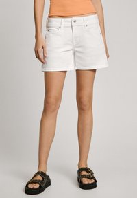 Шорты Шорты