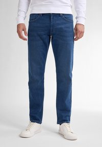 Прямые джинсы Прямые джинсы