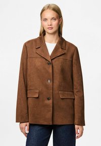 Блейзер Блейзер