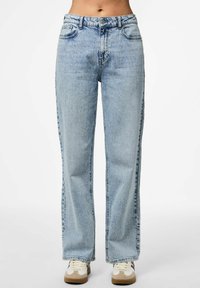 Прямые джинсы Прямые джинсы