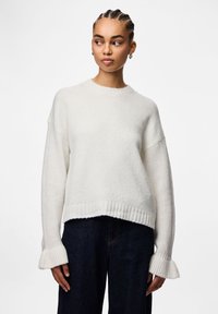 Пуловер Пуловер