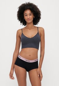 Трусы шортики Трусы шортики