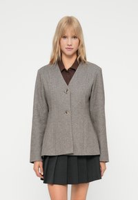 Блейзер Блейзер