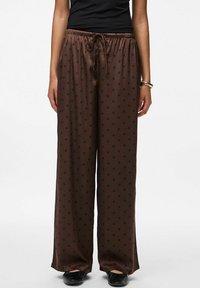 Широкие брюки Широкие брюки