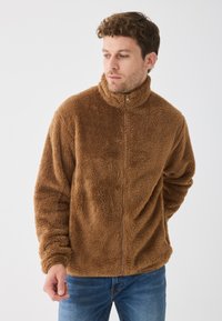 Флисовая куртка Флисовая куртка