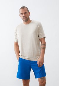 Спортивная майка Спортивная майка