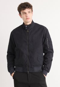 Куртка бомбер Куртка бомбер