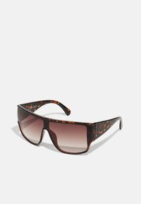 Солнечные очки Солнечные очки