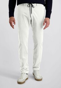 Чиносы Чиносы