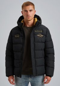 Зимняя куртка Зимняя куртка