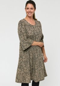 Платье Платье