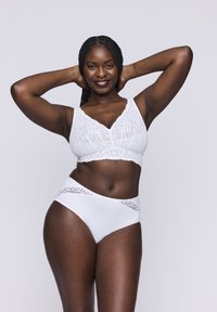 Бюстгальтер Бюстгальтер