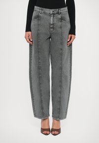 Джинсы Джинсы