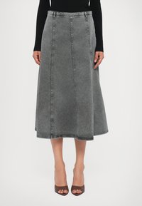 Джинсовая юбка Джинсовая юбка